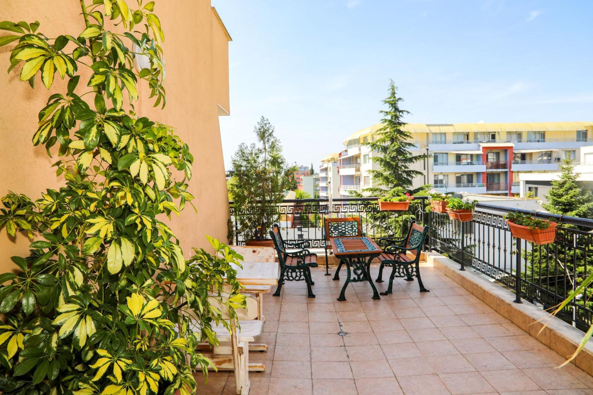 Family Hotel Deykin Slantschew brjag Exterior foto
