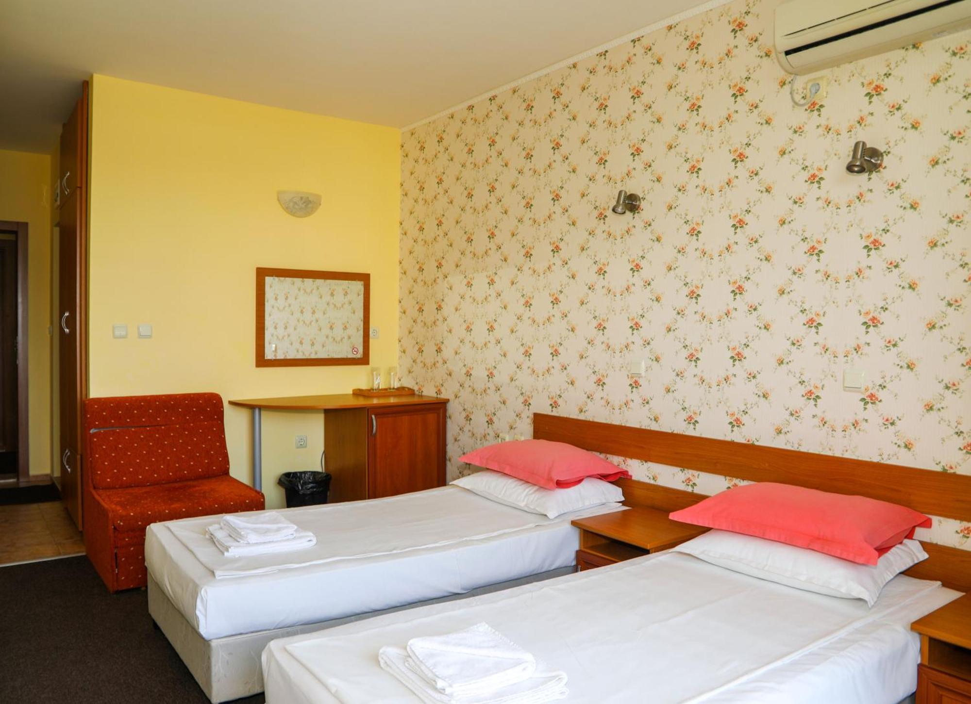 Family Hotel Deykin Slantschew brjag Exterior foto
