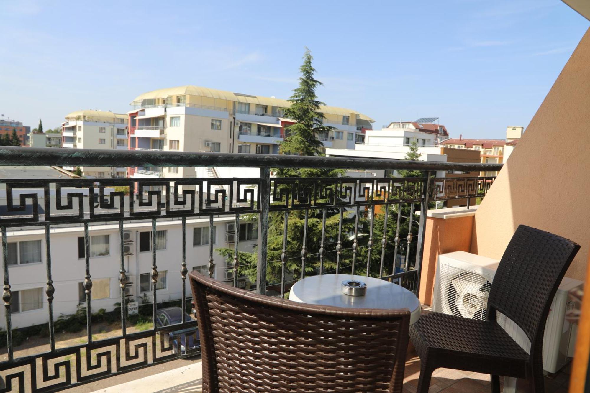 Family Hotel Deykin Slantschew brjag Exterior foto